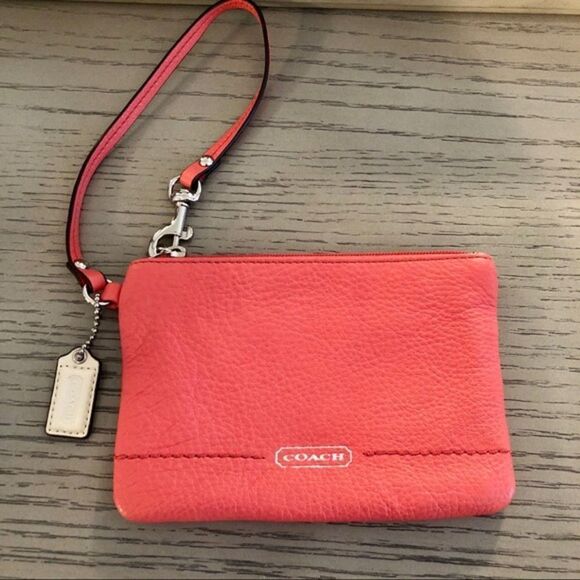 ✨ 4xHP✨Coach
Red Leather Wristlet✨ - Picture 9 of 9
